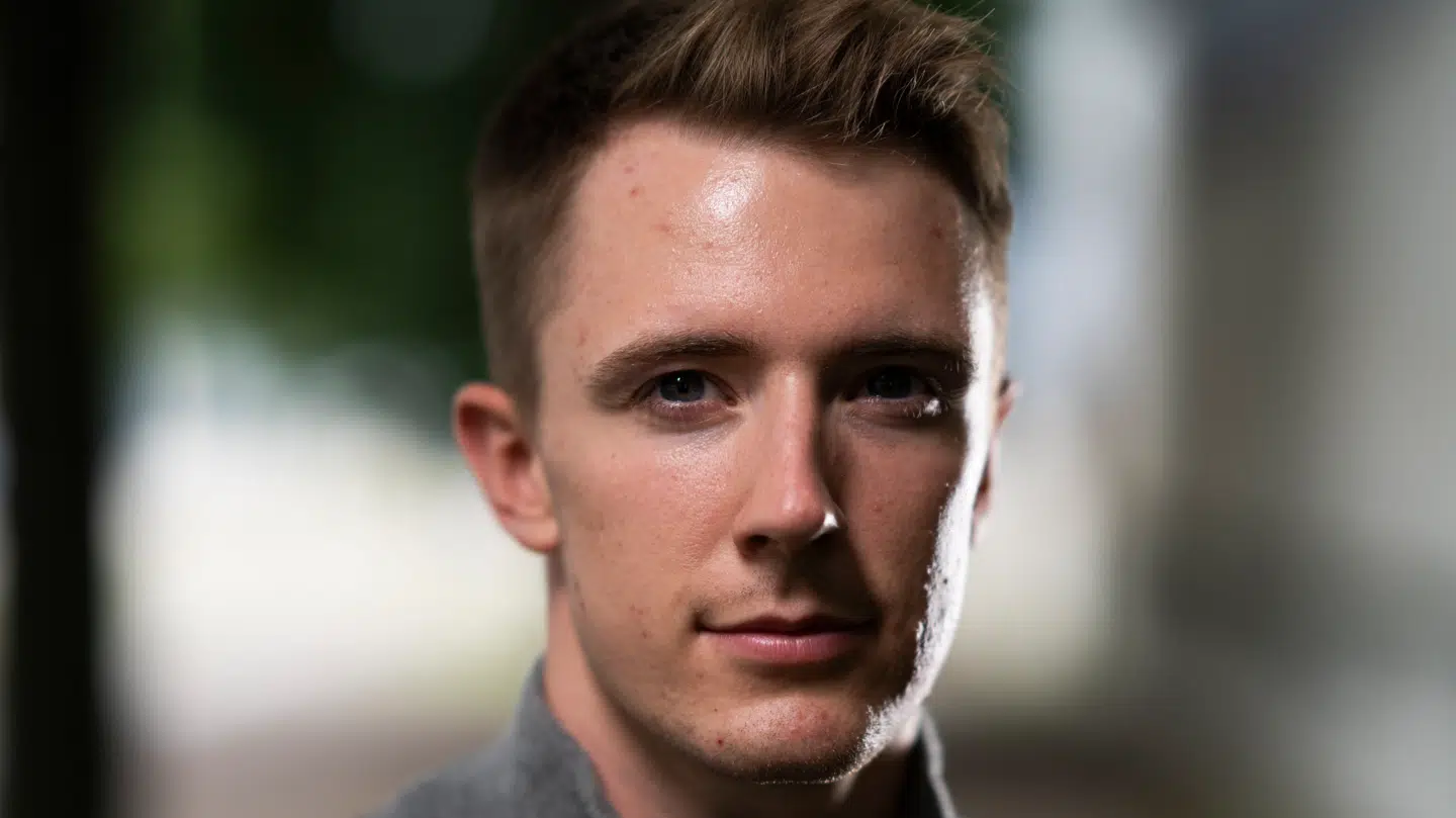 Frederik Vesti skyndte sig væk fra Bahrain, da landet blev angrebet.