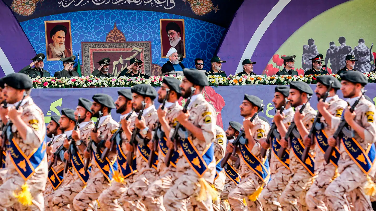 Den iranske revolutionsgarde skal sikre den iranske republiks overlevelse mod indre fjender.