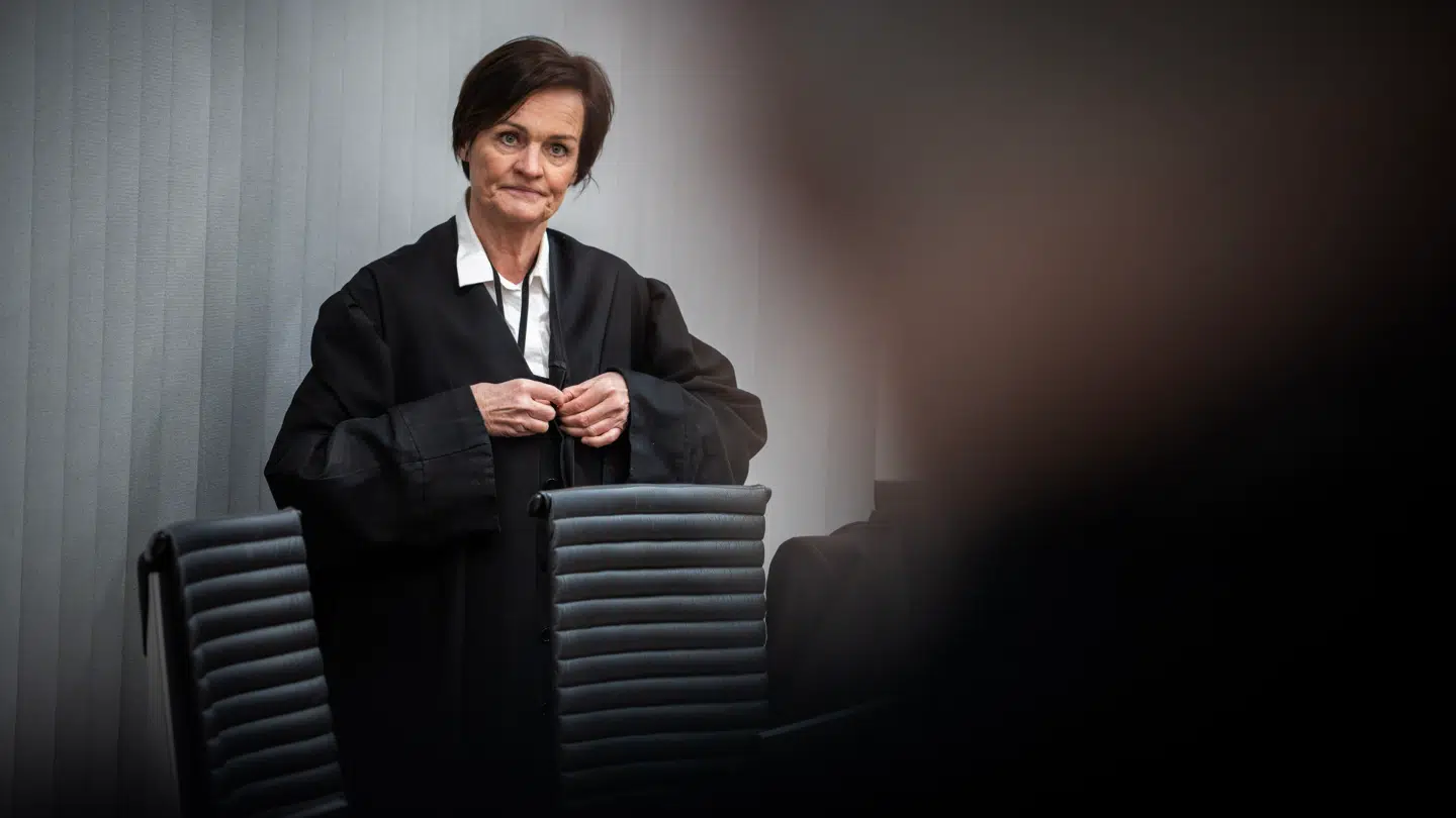 Frogner-kvinden giver onsdag sin forklaring i Oslo Tingret om forholdet med Marius Borg Høiby. Hun er repræsenteret af bistandsandsadvokat Mette Yvonne Larsen, som her ses i sal 250 i hovedstadsbyretten.