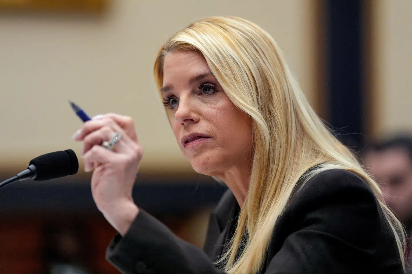 USA's justitsminister, Pam Bondi, har ikke umiddelbart reageret på, at hun er blevet indkaldt til at afgive vidneforklaring om offentliggørelse af Epstein-dokumenter. (Arkivfoto).