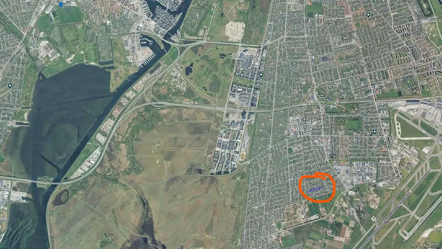 Karsten Dederding bor i et hus i Kastrup ikke langt fra lufthavnen.