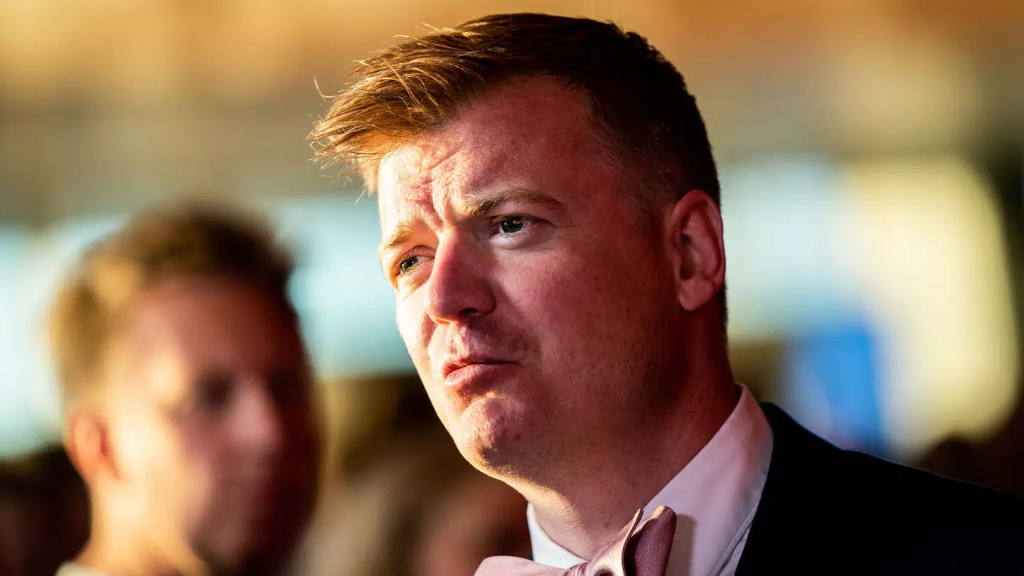 Tobias Dybvads show i Bogense blev afbrudt, da tre hjertehjælpere pludselig blev kaldt i aktion.