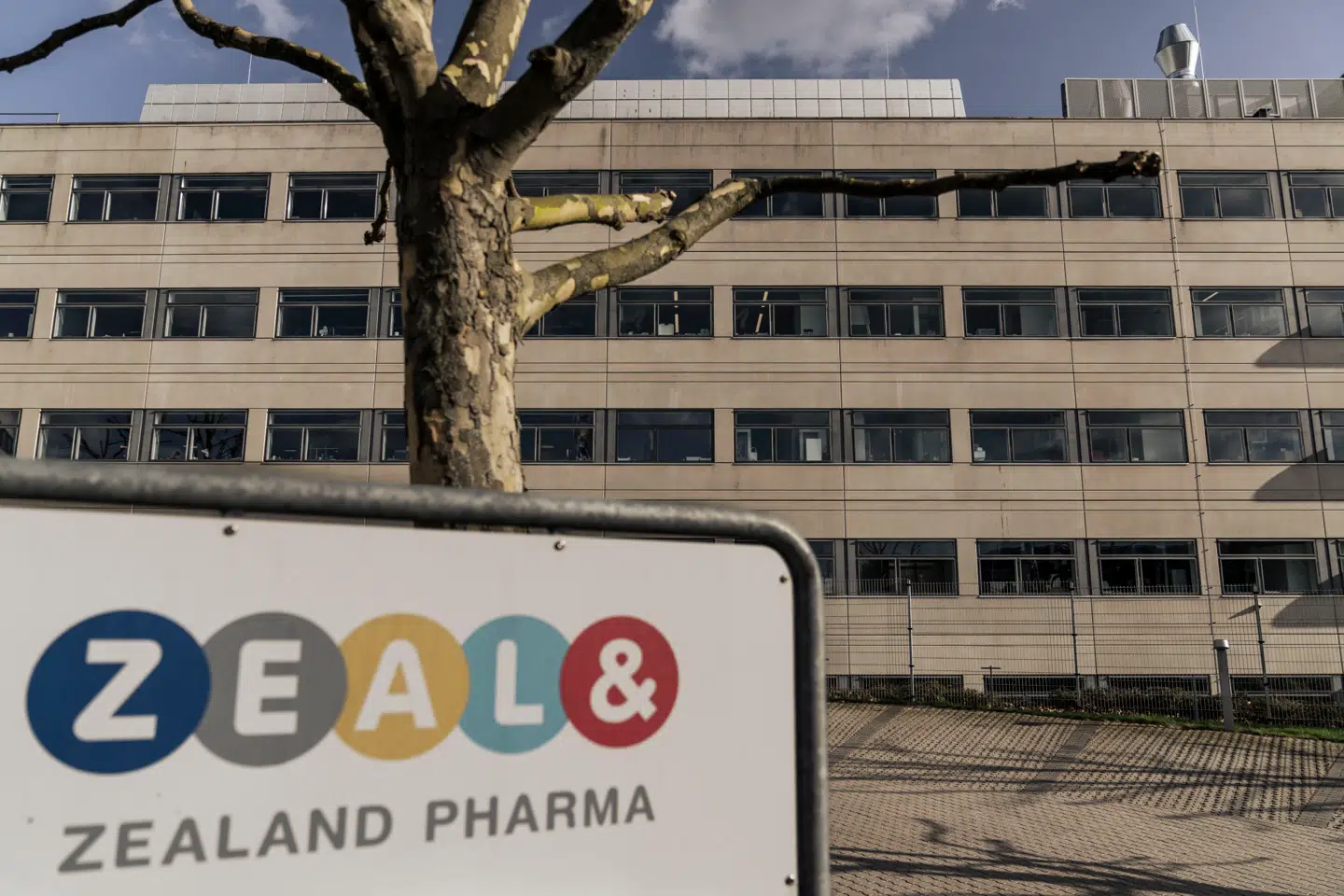 Zealand Pharma A/S hovedsæde i Søborg onsdag den 10. april 2024. Zealand Pharma er en bioteknologisk forskningsvirksomhed, som designer og udvikler peptidbaseret medicin, hovedsageligt inden for metaboliske sygdomme som for eksempel diabetes og fedme.. (Foto: Thomas Traasdahl/Ritzau Scanpix)