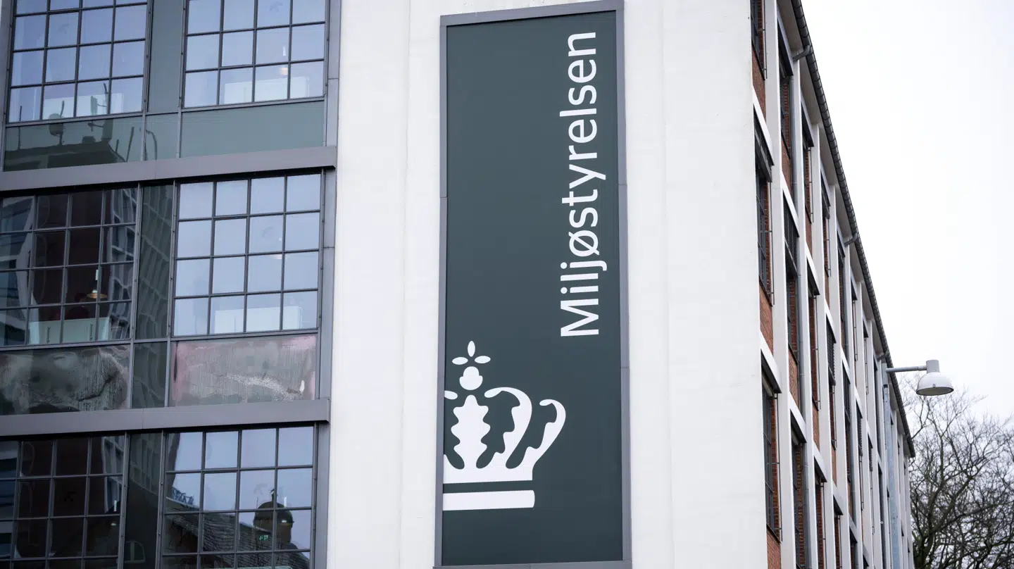 Miljøstyrelsen undersøger lige nu, om der kan være asbest i legesand i Danmark.