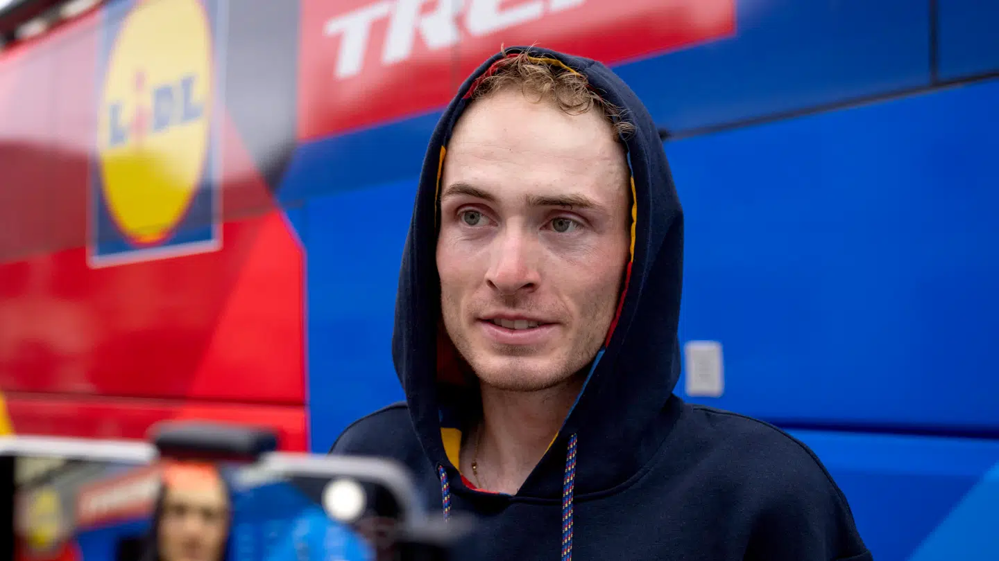 Mattias Skjelmose melder fra til Paris-Nice med en skade i sit håndled.