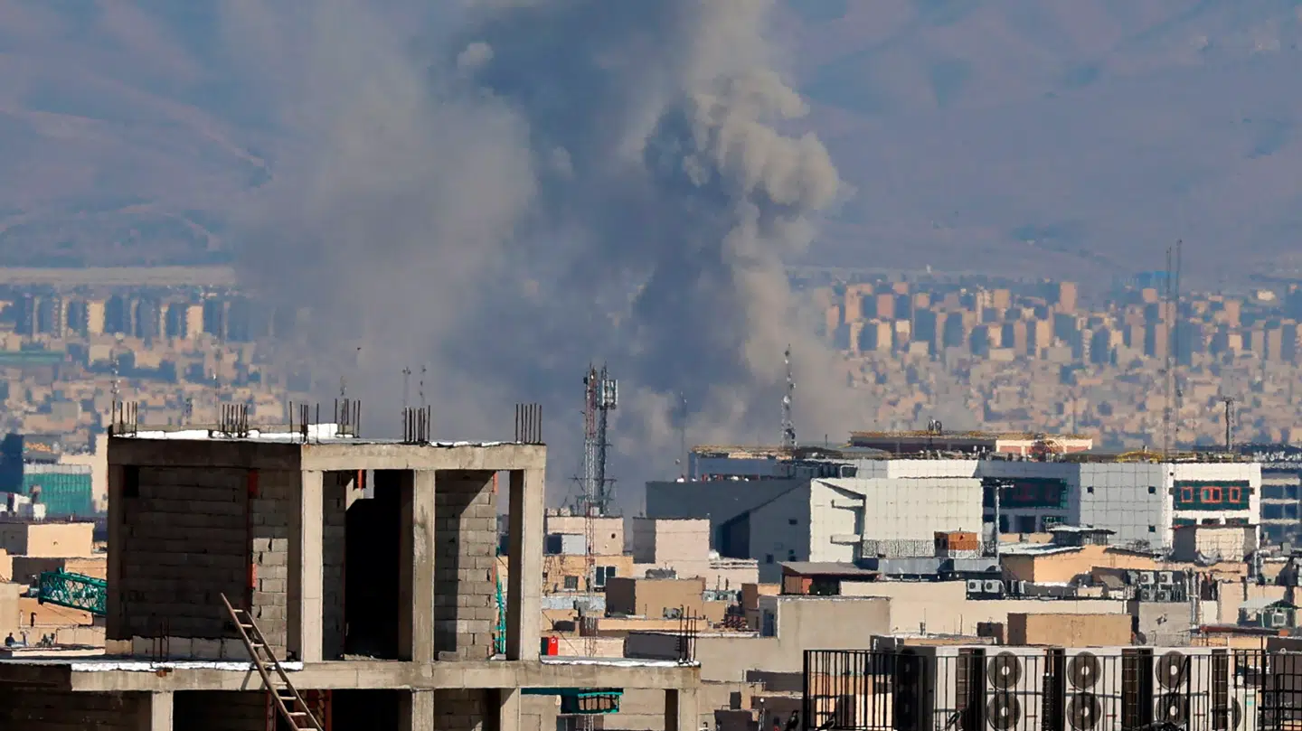 USA og Israel har snart bombet Iran i en uge. Men en konkret plan for, hvad der så skal ske, mangler en ekspert at se.