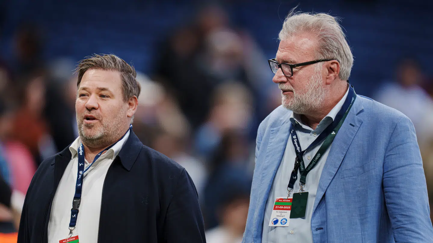 Aktionær Lars Seier Christensen (th.) og FCK-direktør Jacob Lauesen.