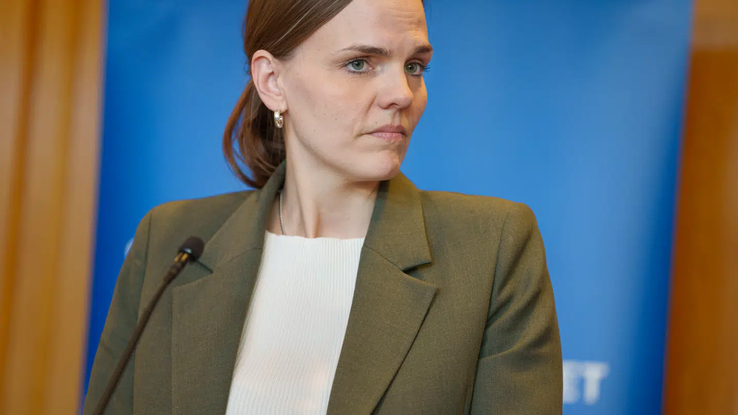 Caroline Stage (M) har sin nye baby med på Moderaternes årsmøde i Aarhus lørdag.