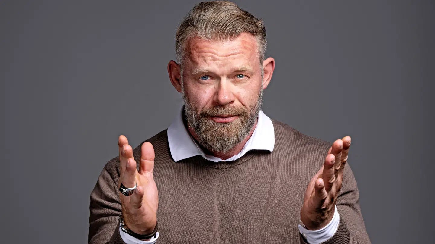 Joachim B Olsen, B.T.s politisk kommentator, mener, at V-formand Troels Lund Poulsen skal slå hårdt til to af statsminister Mette Frederiksens forslag.