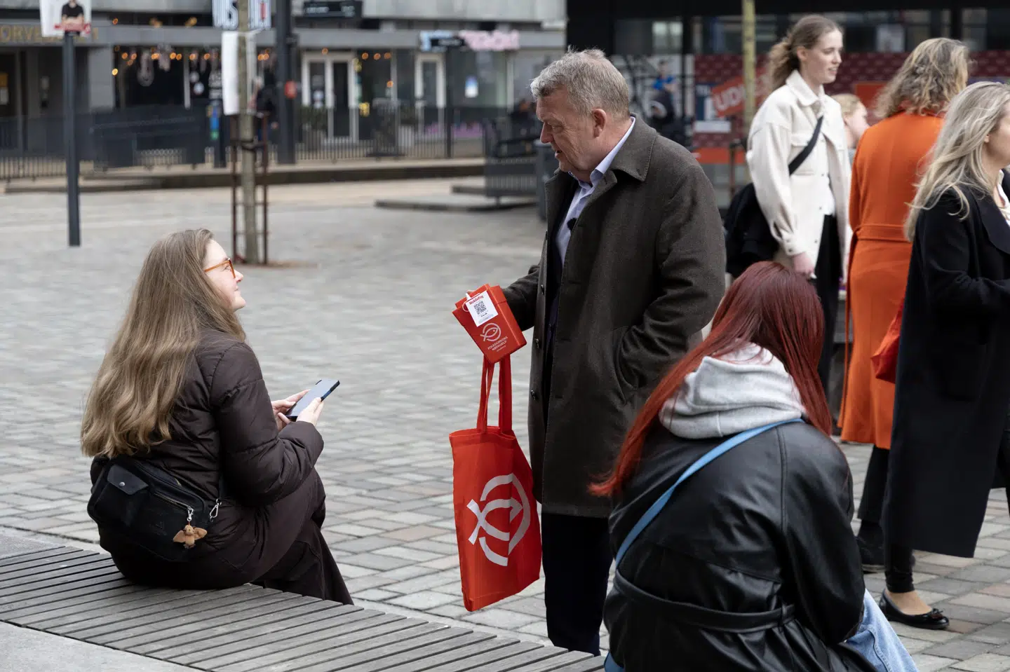 Folkekirkens Nødhjælp har søndag indsamlet 13 millioner kroner ifølge en prognose søndag aften. Pengene skal gå til områder ramt af krig og katastrofer såsom Gaza, Ukraine og Sydsudan.