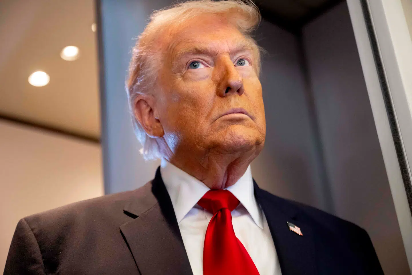 Toldkrigen og krigen i Mellemøsten giver den amerikanske præsident den store hovedrolle i mandagens Business-update.