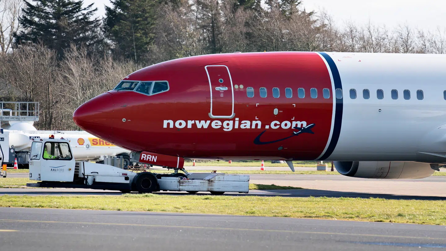 Det norske flyselskab Norwegian hæver også priserne.