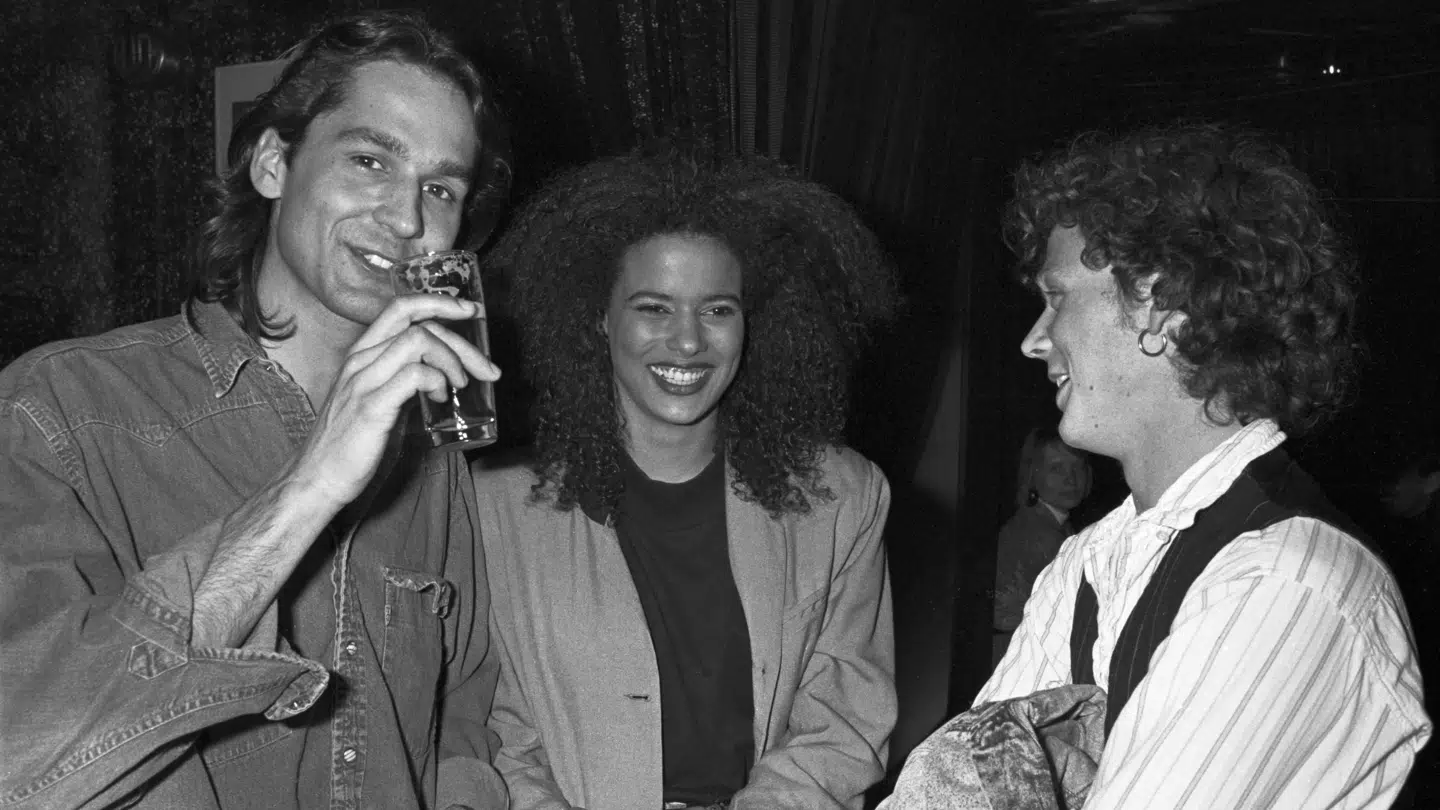 Claes Antonsen og Thomas Helmig med modellen Patricia Bolin til en modelkonkurrence i København i 1988.