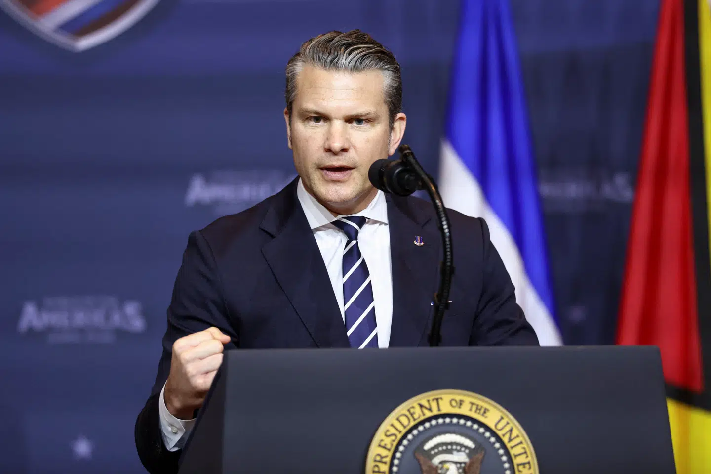 USA's forsvarsminister, Pete Hegseth, varsler, at tirsdag bliver den "mest intense dag" med angreb mod Iran.