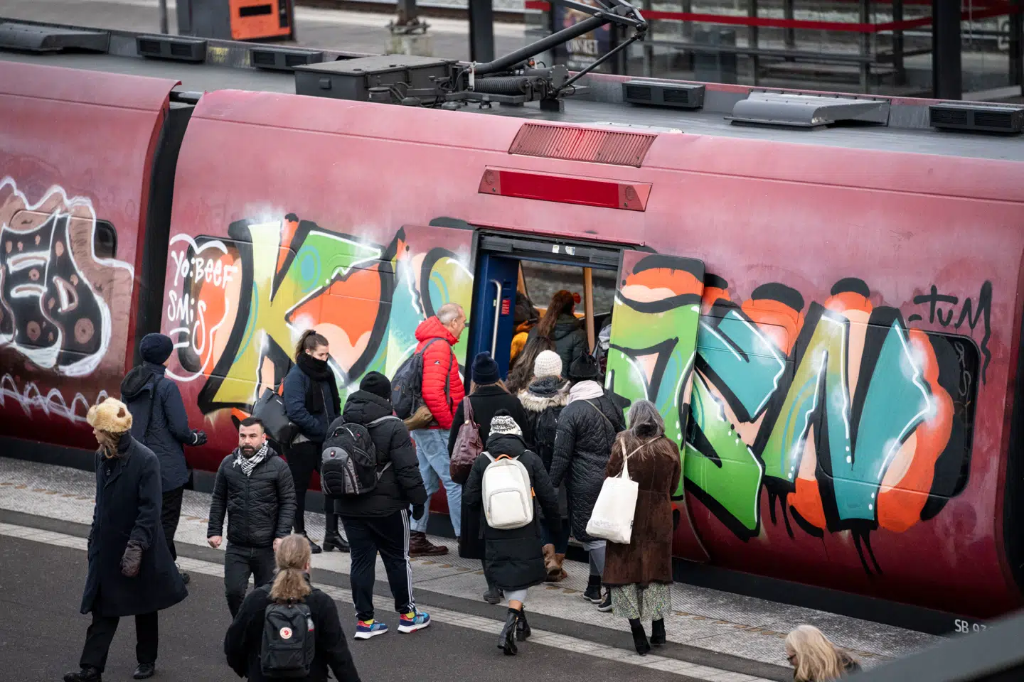En togtur om morgenen kan blive hverdag for danskerne, hvis krigen i Mellemøsten fortsætter, og oliepriserne bliver ved med at stige.