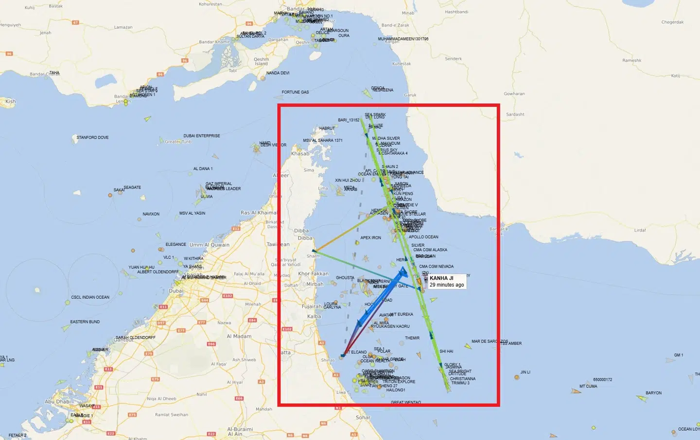 Tankskibet Kanha JI's kurs nær Hormuzstrædet minder om dusinvis af andre skibes siden krigen mellem USA og Iran på den ene side og Iran på den anden brød ud.