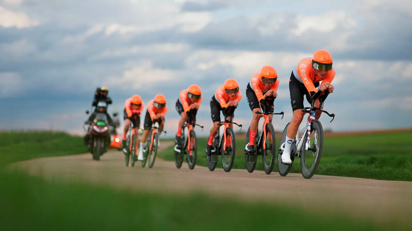 Ineos Grenadiers viste klassen på holdtidskørslen i Paris-Nice, hvor de satte konkurrenterne på plads.