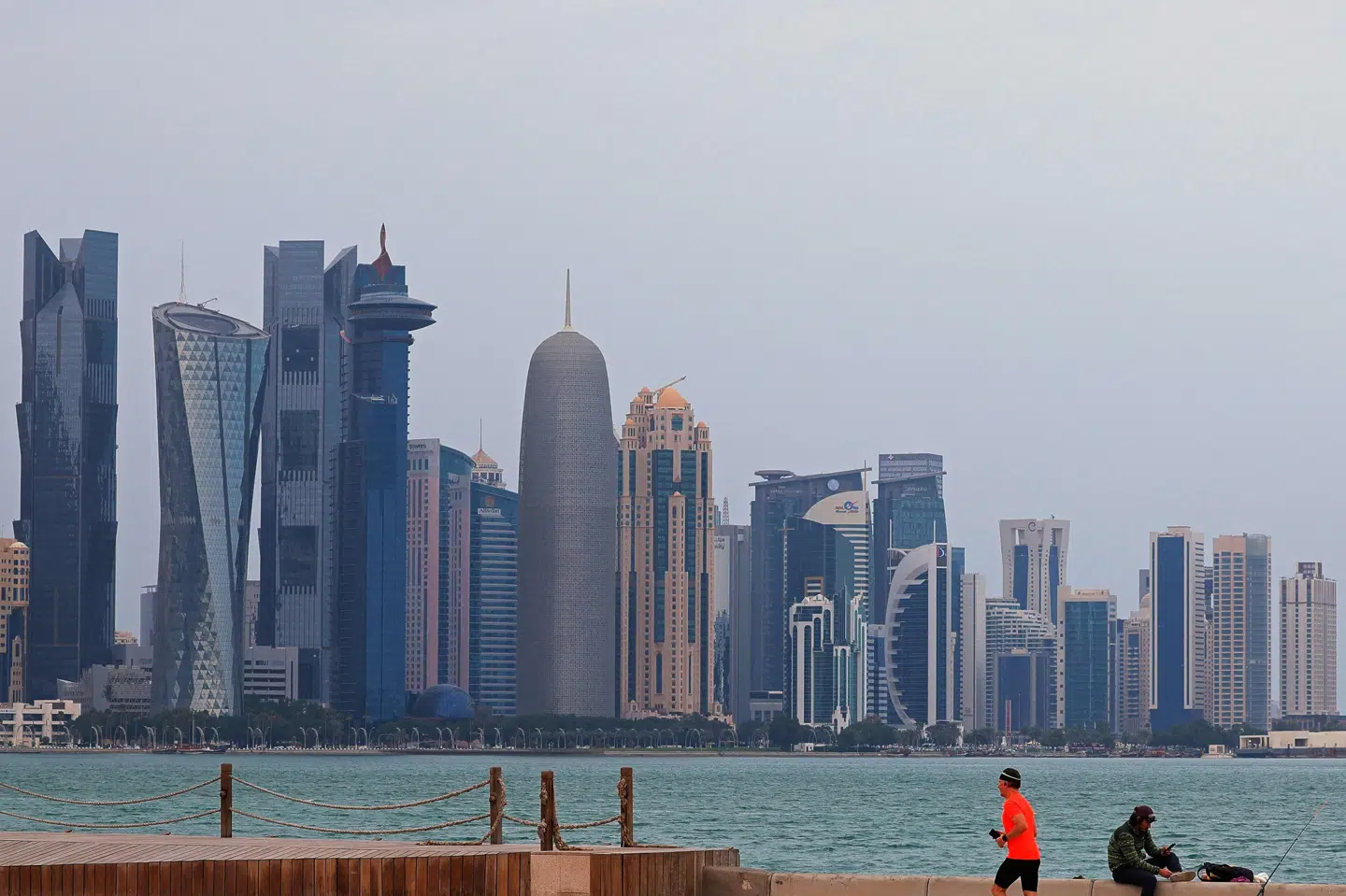 Busafgangen vil køre fra Qatars hovedstad, Doha, klokken 07 lokal tid, og prisen er omkring 800 kroner, oplyser ministeriet. (Arkivfoto).