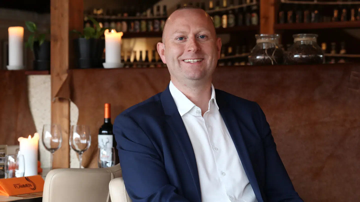 »Vi er naturligvis stolte af den positive udvikling og vores vækst, især set i lyset af vi også har mærket konsekvenserne af de stigende fødevarepriser, ligesom vi har investeret i vores vækst og forberedelserne på at træde ind på det svenske marked, hvor vi snart åbner vores første restaurant,« siger direktør Piet Klein.