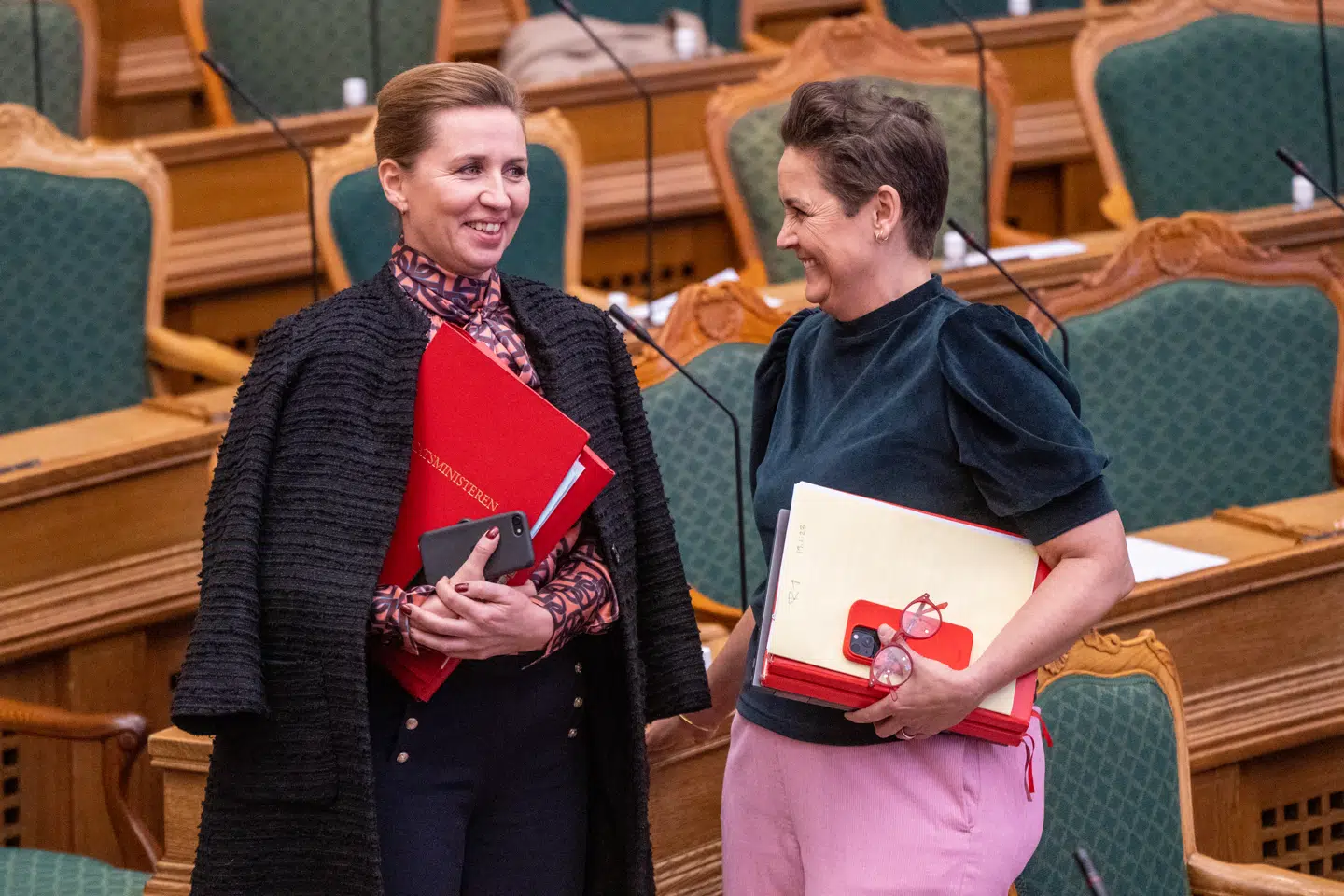 Først lagde SF stemmer til kontanthjælpsreformen, der blev kritiseret for at sende socialt udsatte ud i hjemløshed. Nu udvisningsreformen. Gør de sig spiselige for en eventuel ny regering med Mette Frederiksen, spørger Ove Gribskov. Foto: Søren Bidstrup