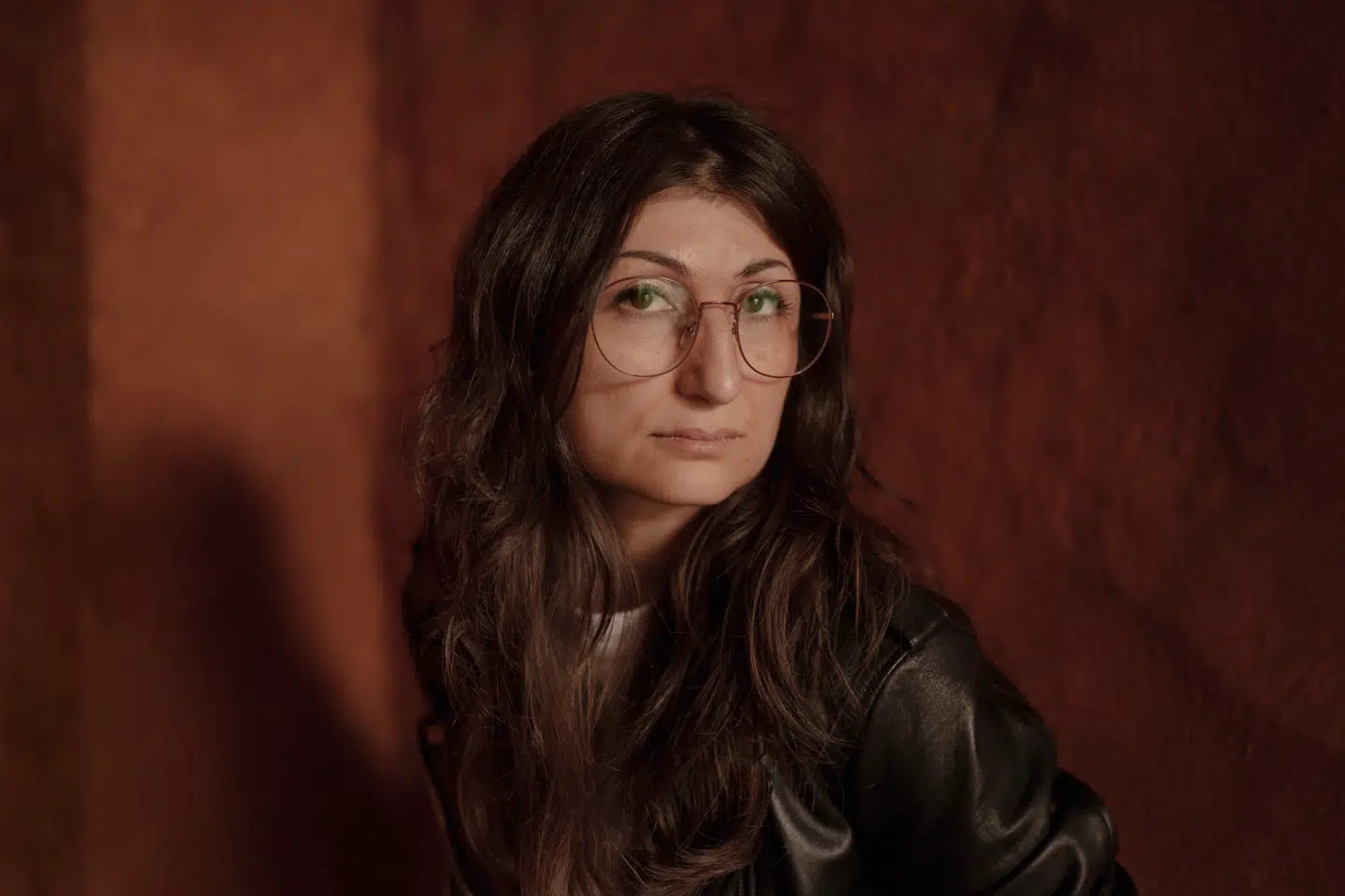 Firoozeh Bazrafkan er stor forkæmper for den kunstneriske frihed og vedholdende kritiker af koranloven.