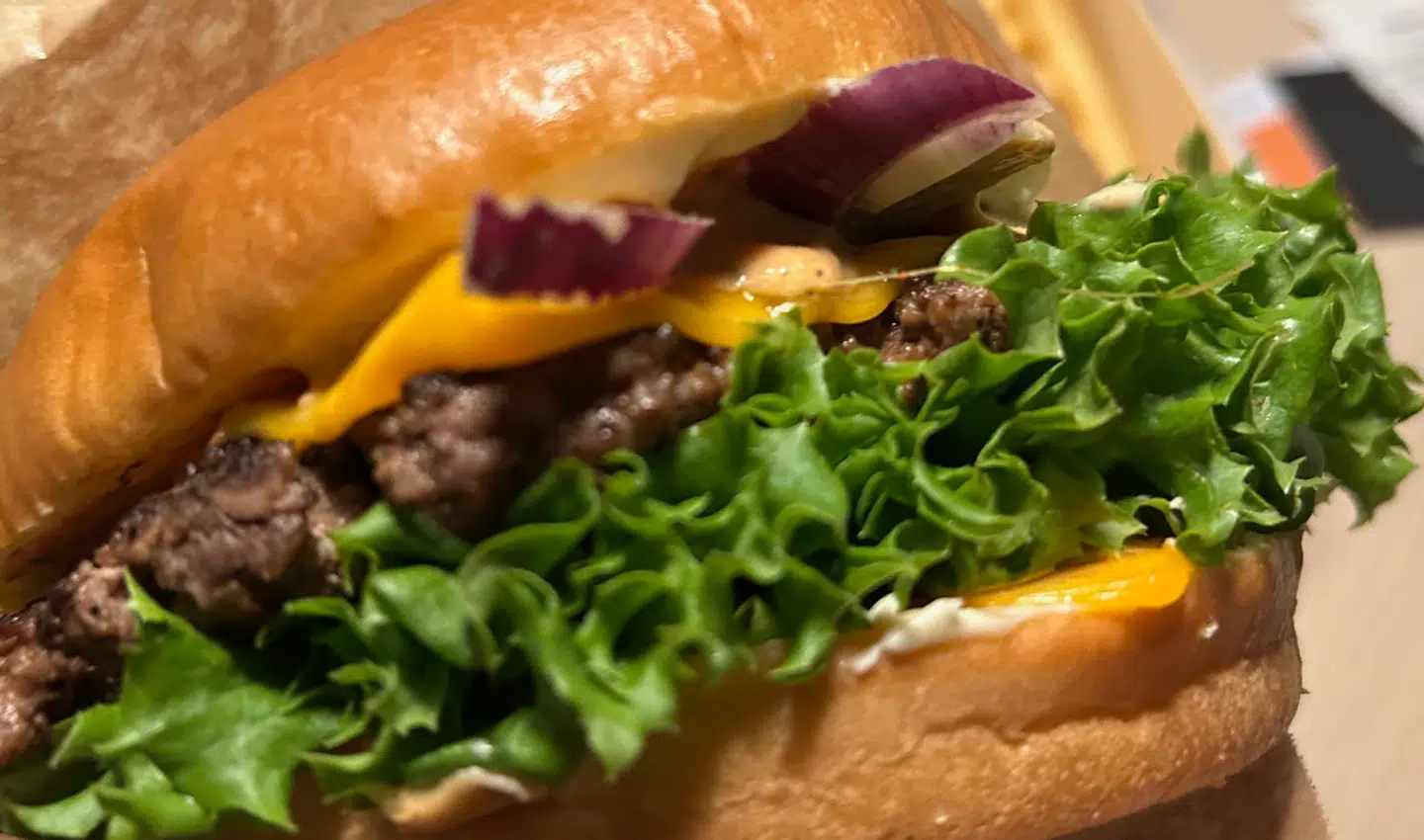 B.T.s anmelder har været på Mickey’s Take-Away i Viby.