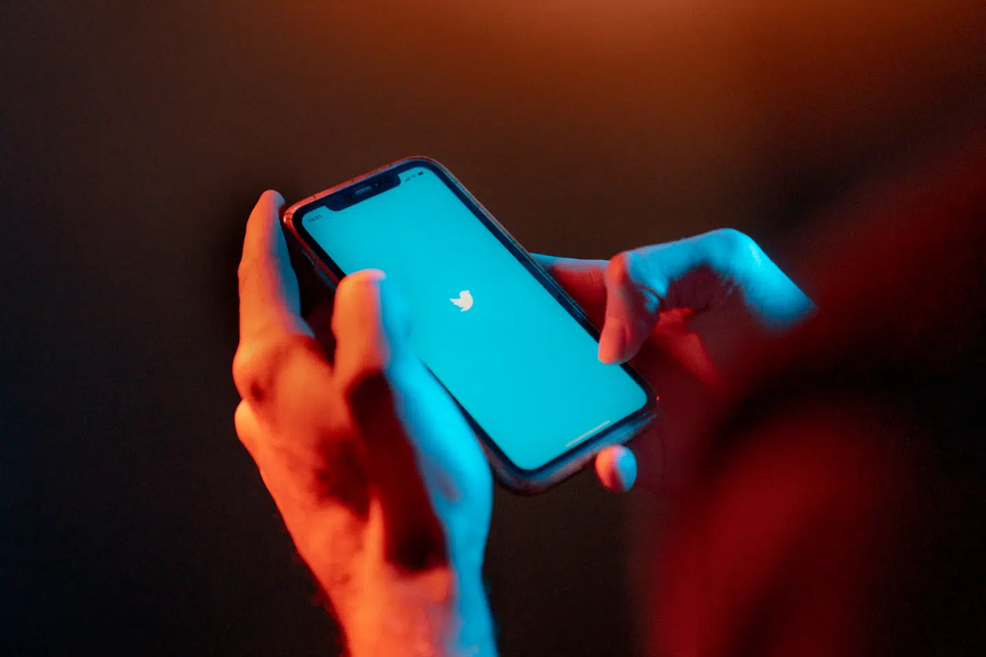 Ny undersøgelse afslører, at mange danskere oplever at have svært ved at styre mobilforbrug.