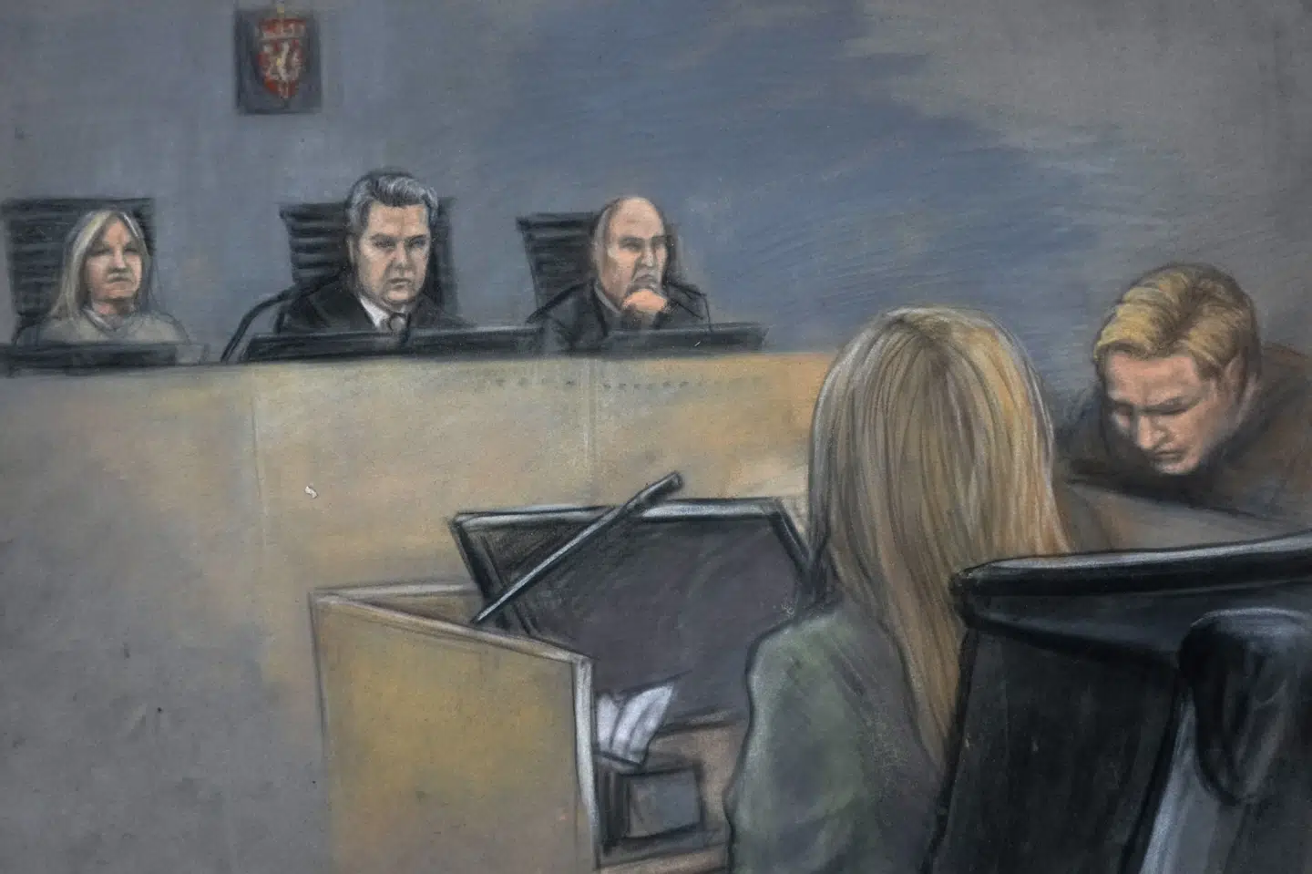 Moren til Marius Borg Høibys ekskæreste afgiver forklairng i retten i Oslo torsdag.