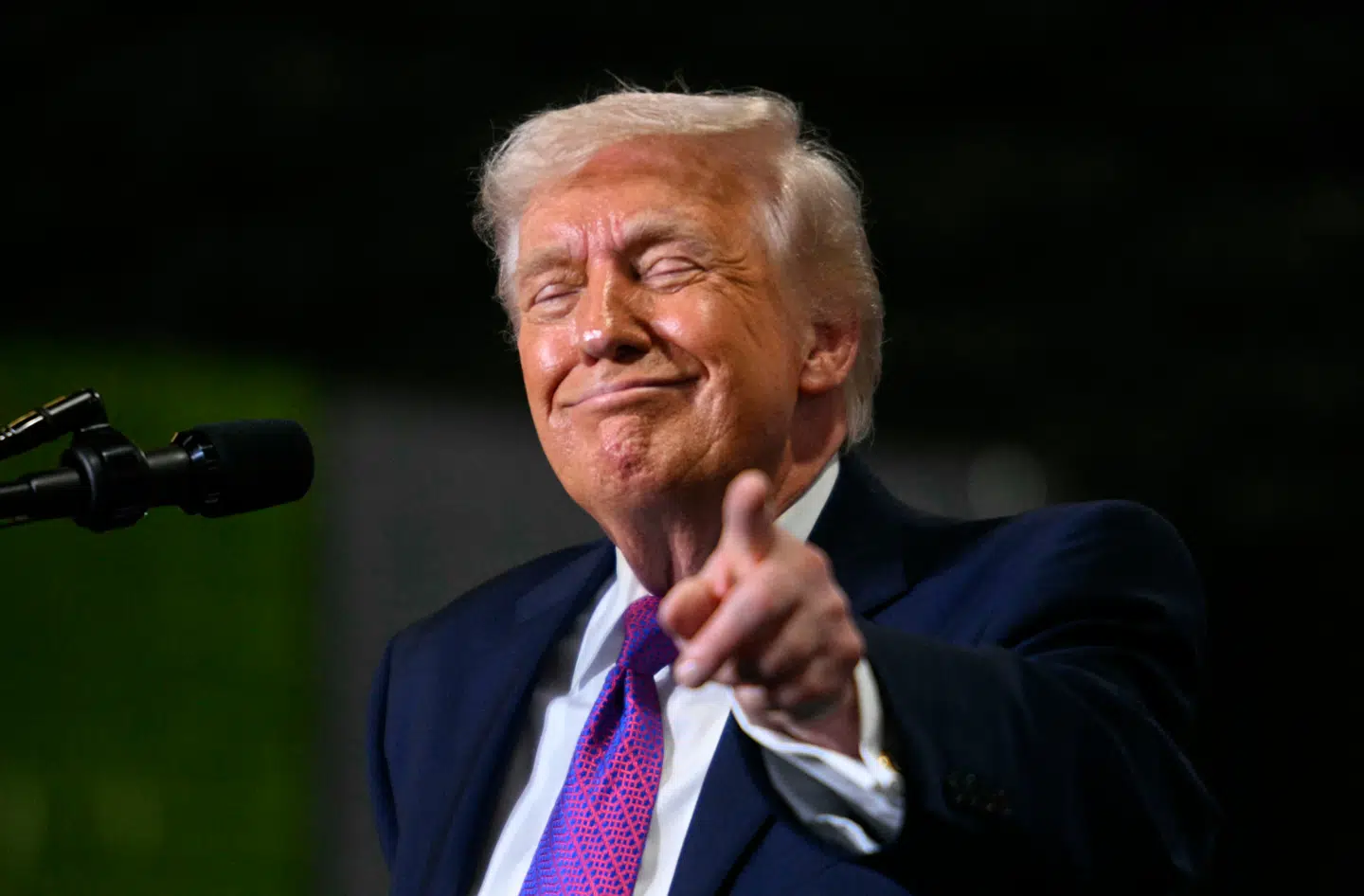 Donald Trump mener nu, at høje oliepriser er godt for USA. Det er godt for olieselskaberne. Men det er ikke godt for de amerikanske forbrugere.