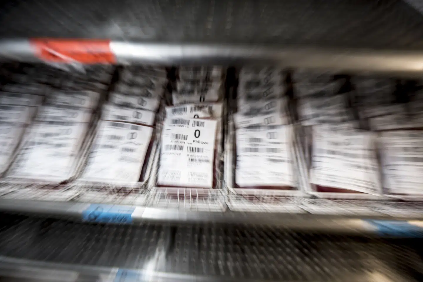 Hvis man skal donere plasma, minder det om at donere blod. Plasmatapningen tager omkring 45 minutter, da man også spalter plasmaet fra cellerne i blodet. (Arkivfoto).