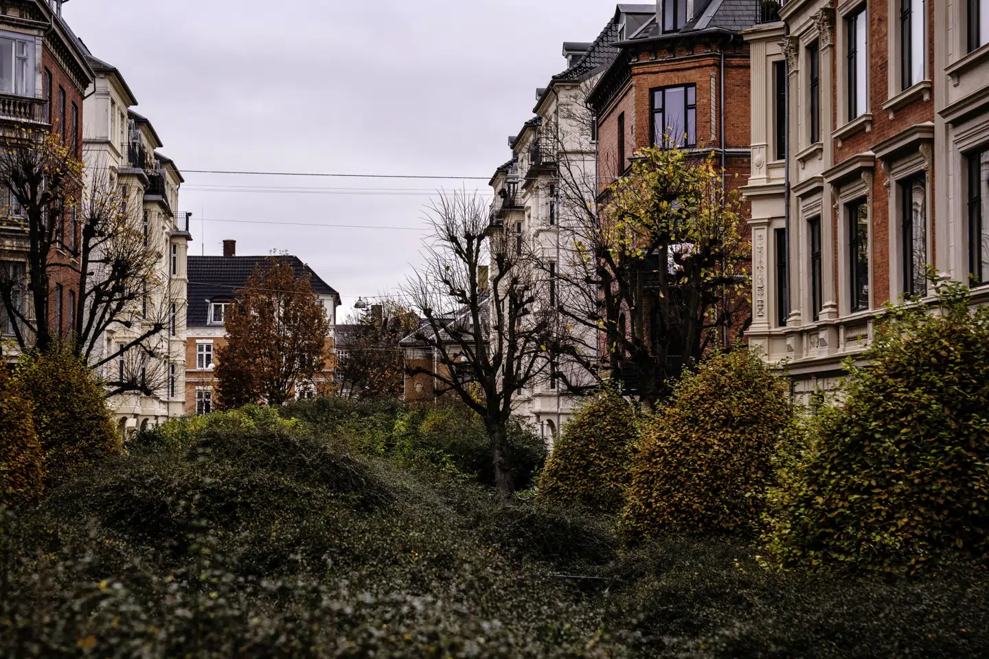Finans Danmark ser, at "uro om verdensøkonomien og renterne kan have gjort nogle boligkøbere usikre". (Arkivfoto).