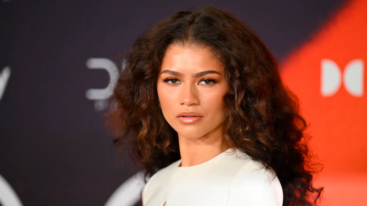 Skuespillerne Zendaya og Tom Holland har officielt dannet par siden 2021.