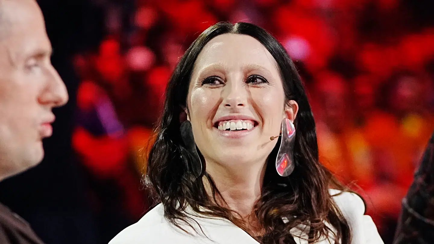 Også Drew Sycamore havde afbleget brynene inden fredagens program.