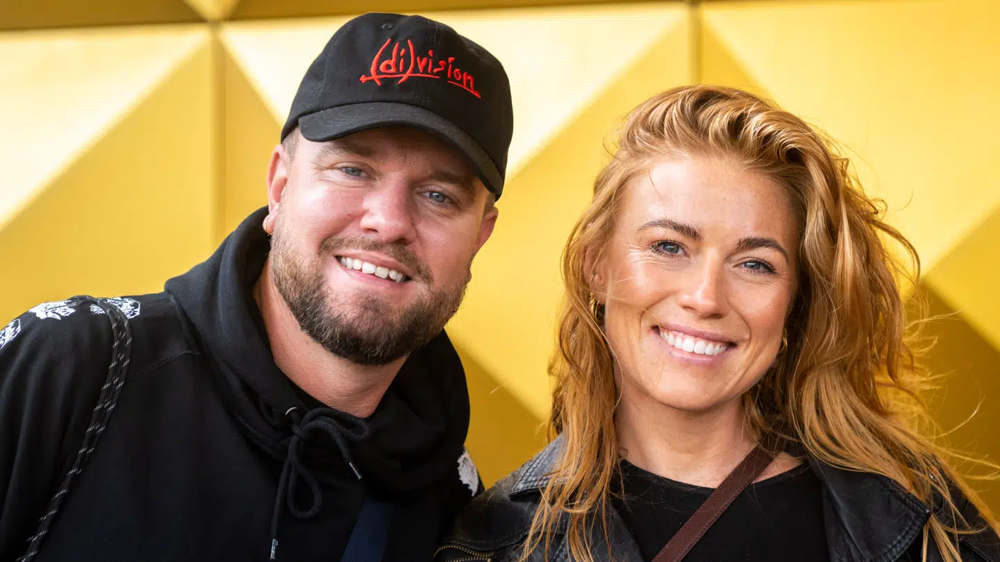 Parret stod frem som kærester i 2023.