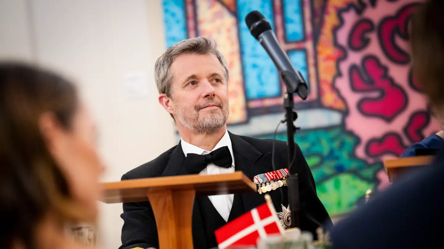 Kong Frederik sendte sin hustru en kærlighedserklæring under sin tale ved statsbanketten i Australien.