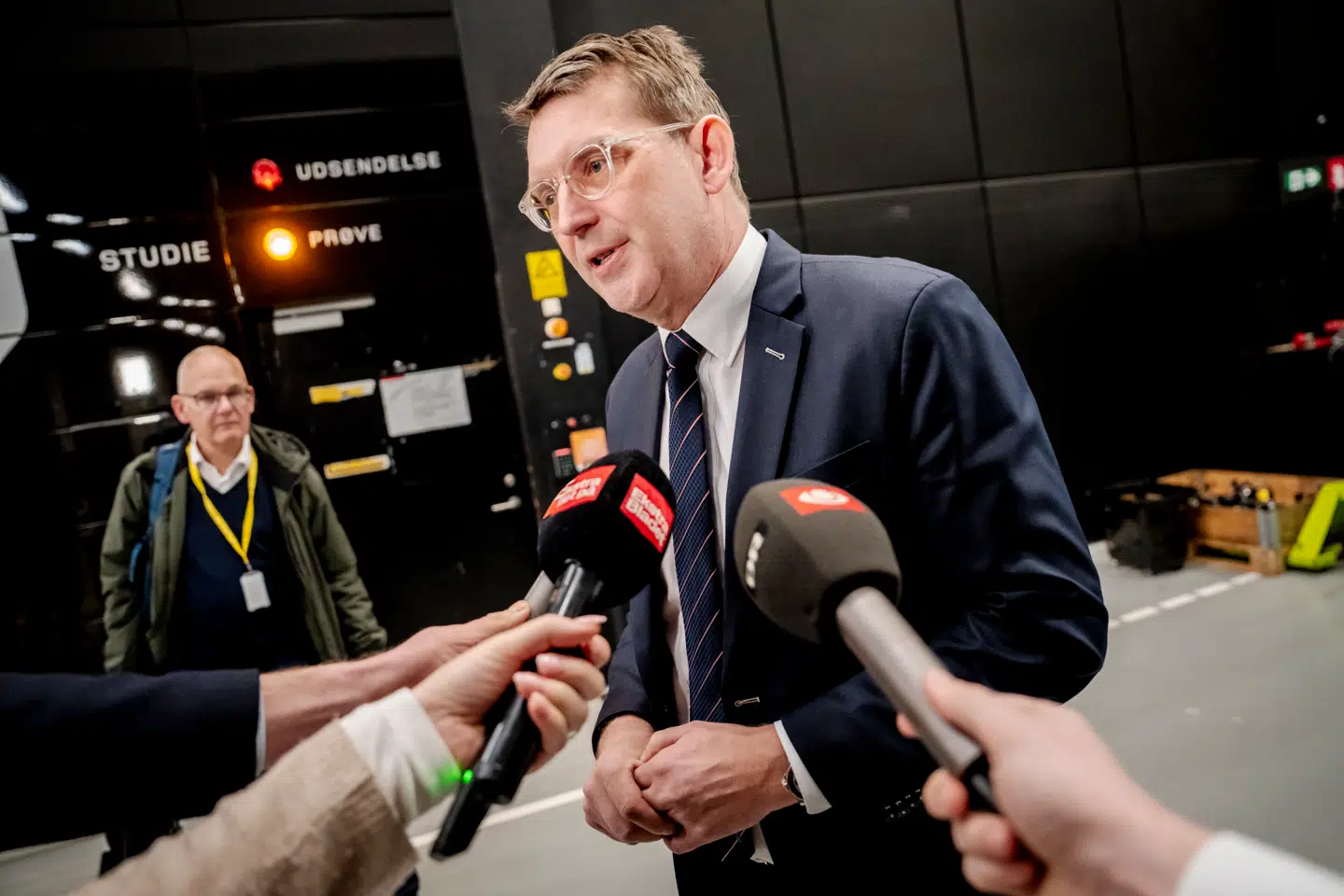 Det mest opsigtsvækkende i statsministerduellen skete efter debatten var slut, da Troels Lund Poulsen beskyldte Mette Frederiksen for at tale »usandt«.