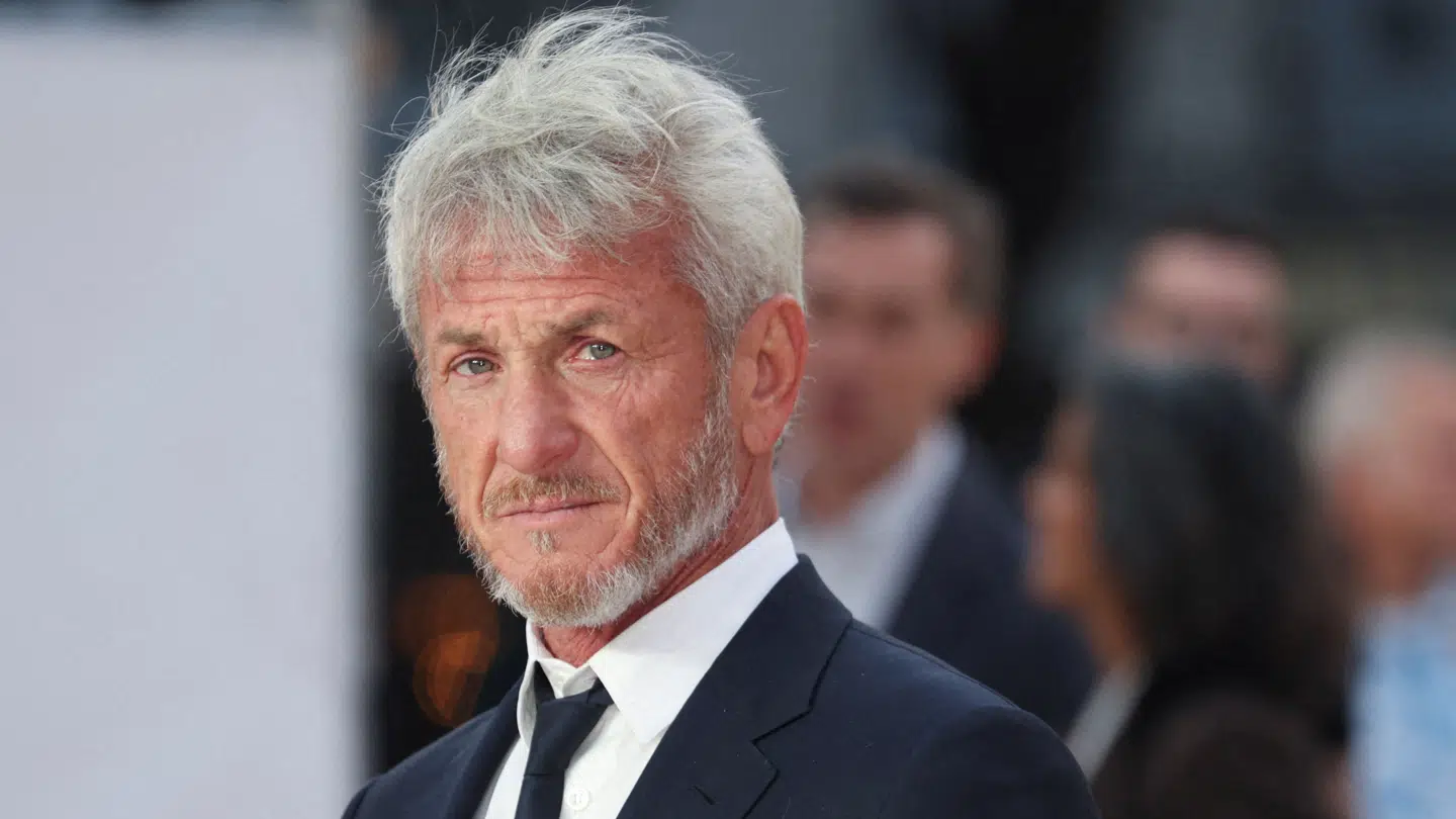 Vi skal da også lige have et billede af den fraværende hovedperson: Sean Penn.