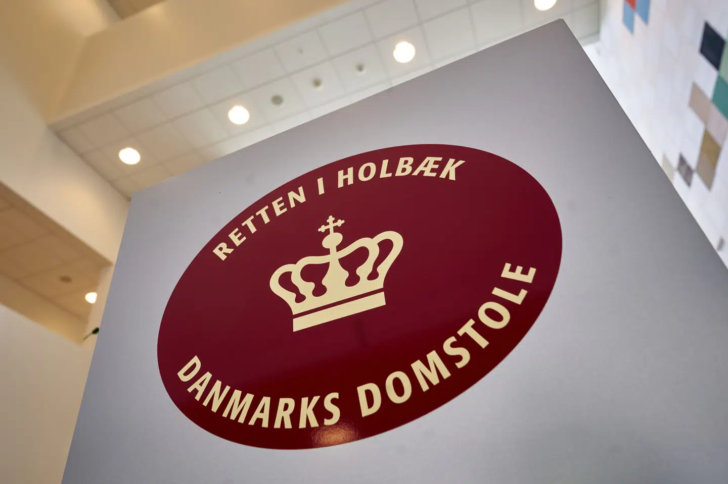 Retten i Holbæk ventes først fredag at afsige dom i en sag, hvor Markus Hvass er tiltalt for at have chikaneret sin nabo. Hvass nægter sig skyldig. (Arkivfoto).