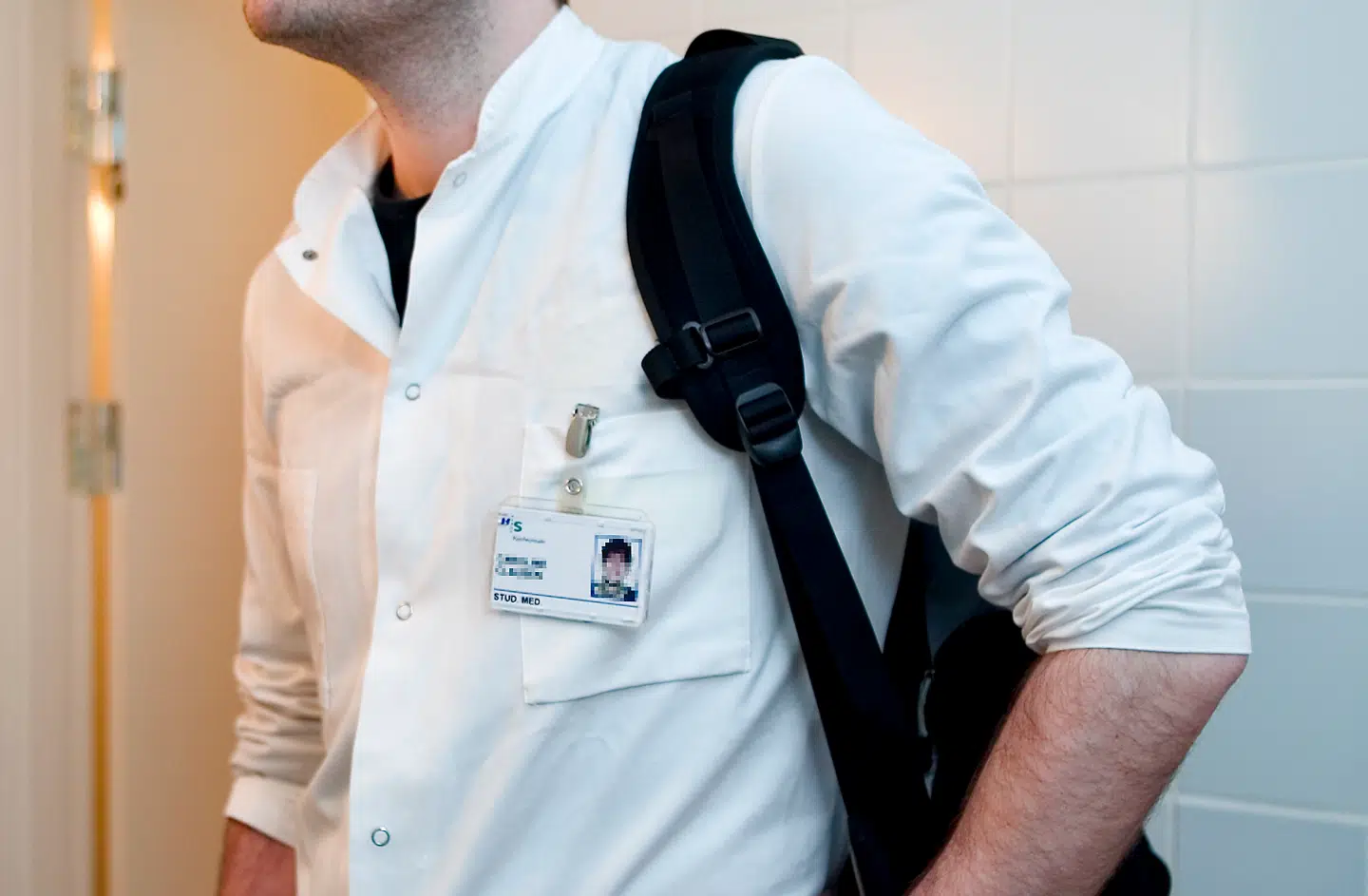 Vi sikrer sundhedspersonalets tryghed med flere hænder og en styrket psykiatri. Ikke ved at låse døren for de mest sårbare og kalde det for handlekraft, mener Simon Meyer Off, der er lægestuderende. Arkivfoto: Katrine Damkjær/Ritzau Scanpix