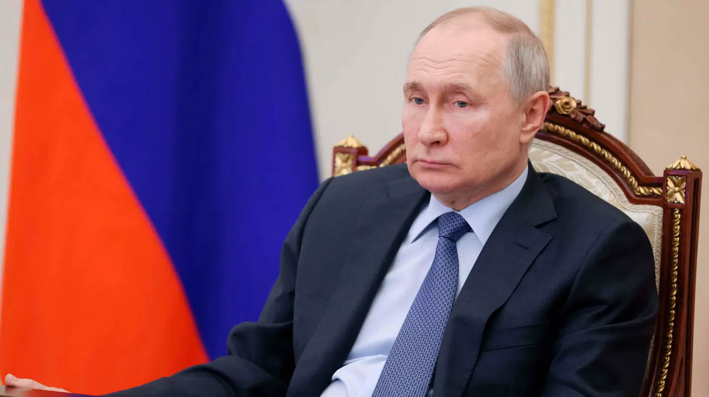 Rygterne om et muligt kup mod Ruslands præsident, Vladimir Putin, tager til.