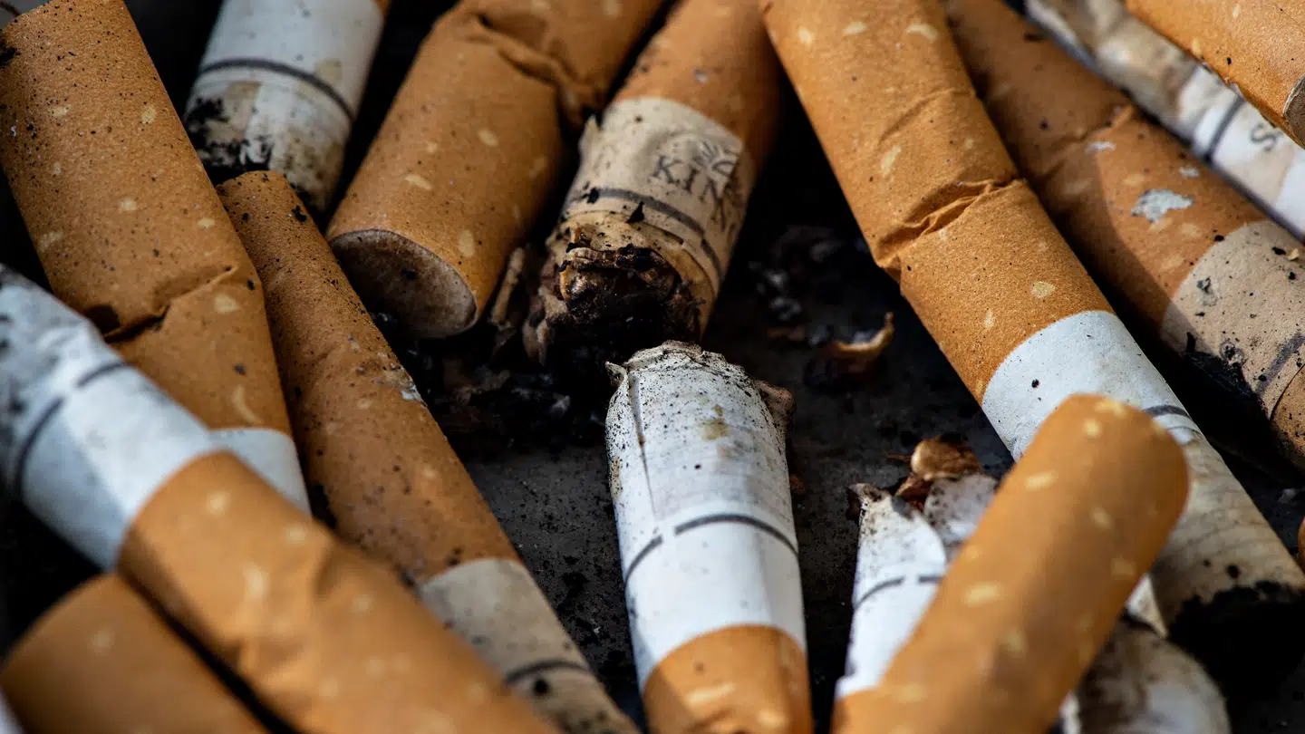 Cigaretter giver lungekræft, som er en af de kræftformer, som koster flest liv.