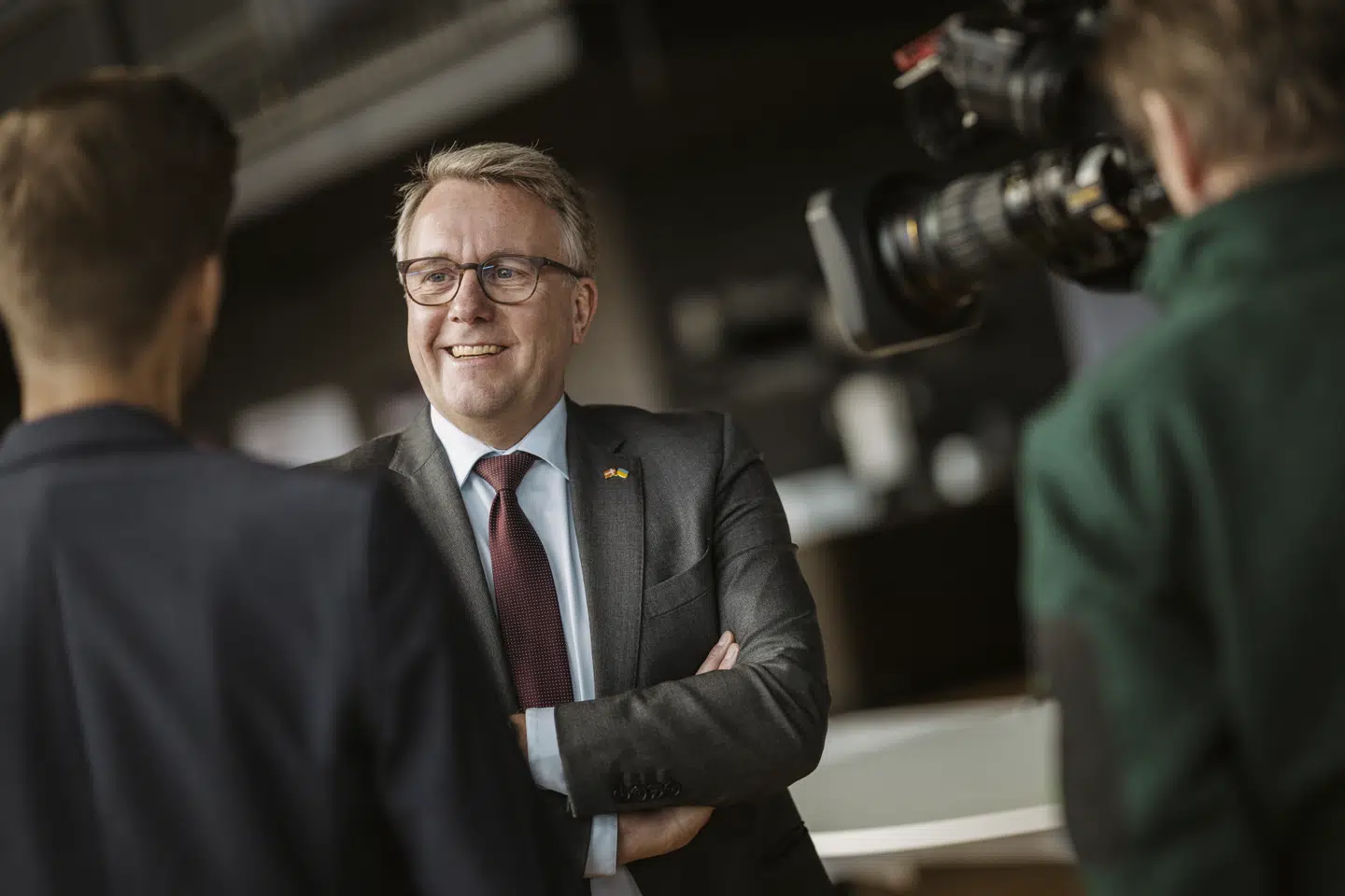 I november 2025 lagde erhvervsminister Morten Bødskov (S) op til, at banker skulle straffes hurtigere og hårdere, hvis der opstod en ny sag med ulovlig gældsinddrivelse som i Danske Bank og Nordea. Men ordene blev ikke omsat til handling.