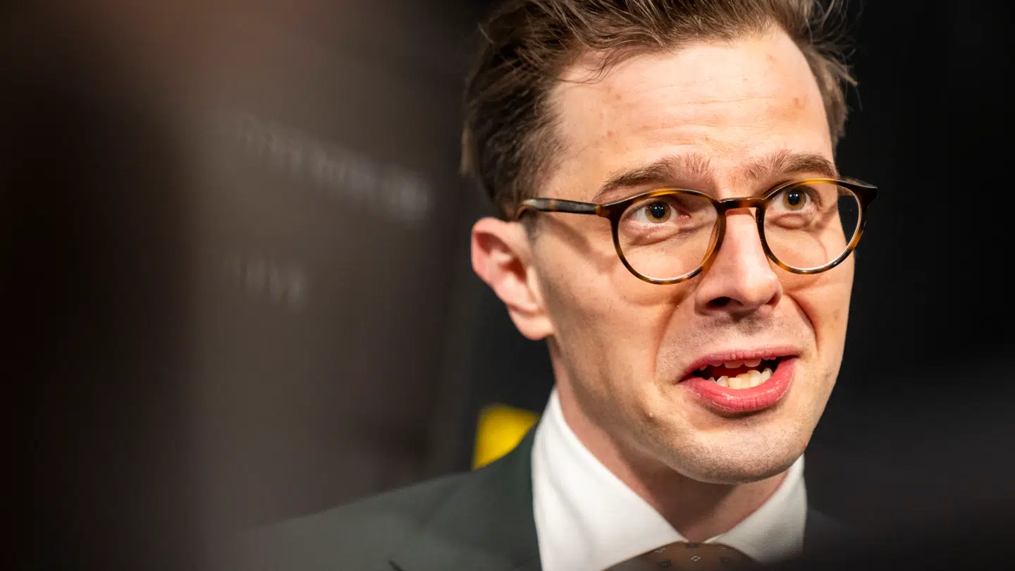 Alex Vanopslagh har været i vælten, lige siden han i søndags erkendte, at han har taget kokain, mens har været partileder i Liberal Alliance.