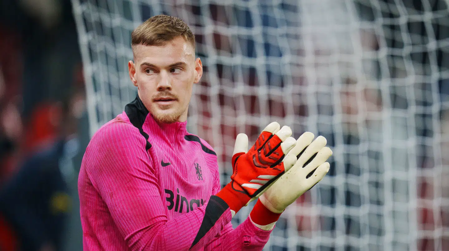 Chelsea-keeper Filip Jørgensen bejlede til en startplads, men han er nu helt ude af VM-playoff.