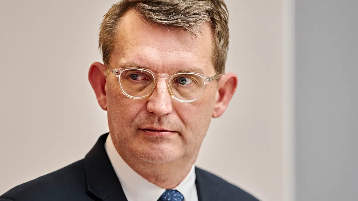 »Så må der på et eller andet tidspunkt ret hurtigt efter valget opstå en diskussion i Venstre om, hvorvidt Troels Lund Poulsen er den rigtige mand,« fortæller Qvortrup i B.T. Valgkamp.