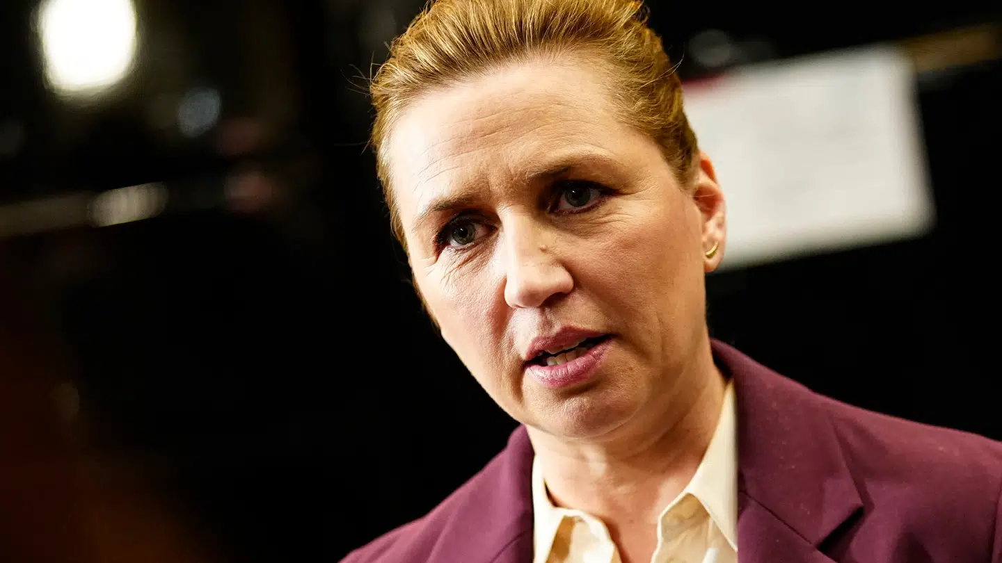 »Er du en bisse? Er du en bisse?« Mette Frederiksen leger med grise i en ny video på Instagram. En video, der får en hård medfart i det nye afsnit af B.T.s politiske podcast, B.T. Valgkamp. .