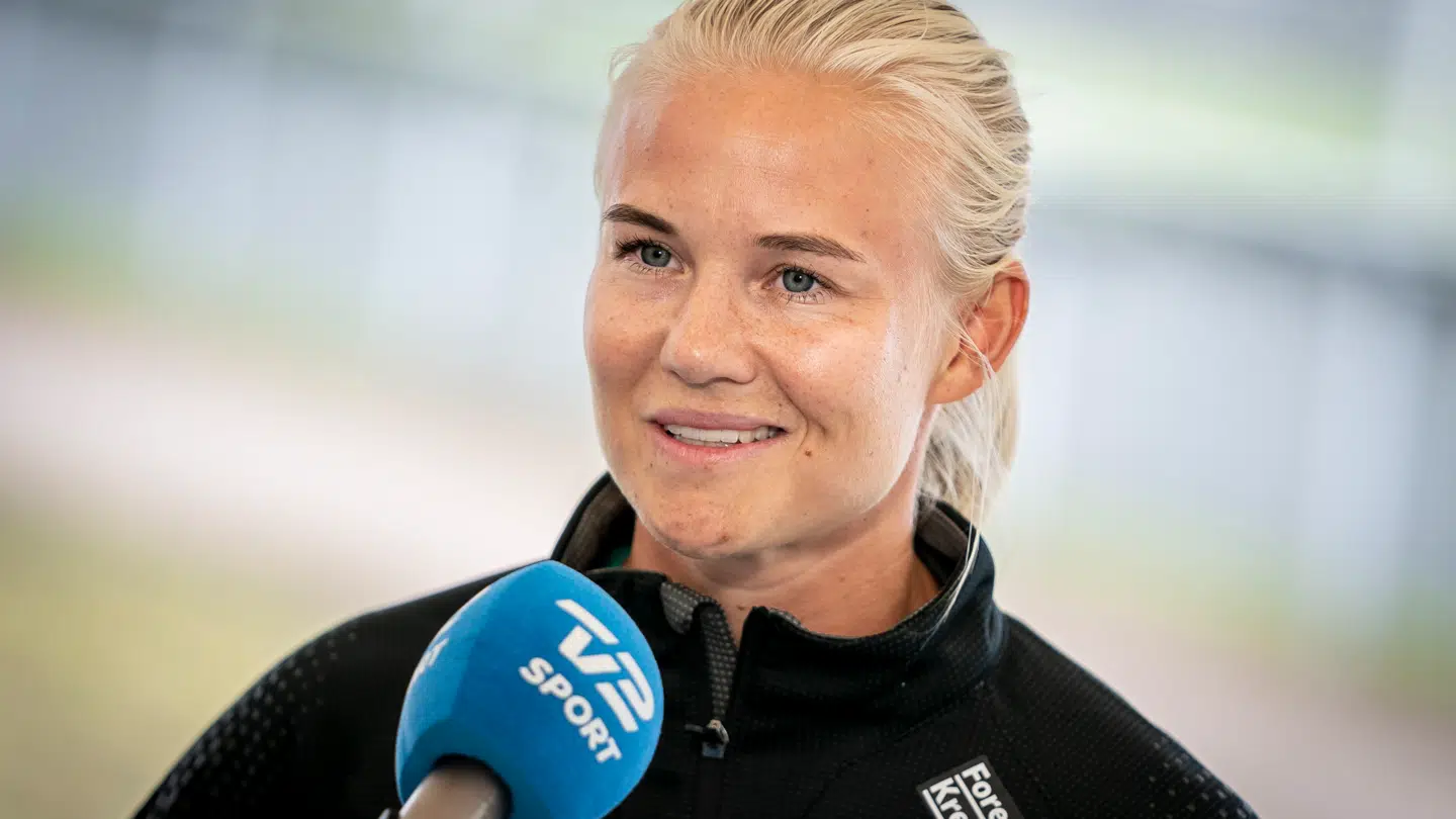 Pernille Harder spiller til dagligt i Bayern München.