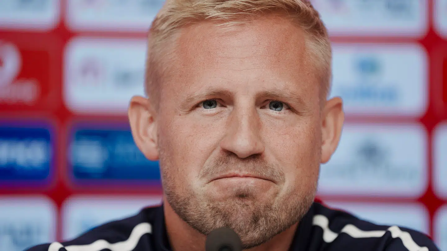 Kasper Schmeichel skal opereres og er dermed usikker på, om han nogensinde kommer til at spille fodbold igen.