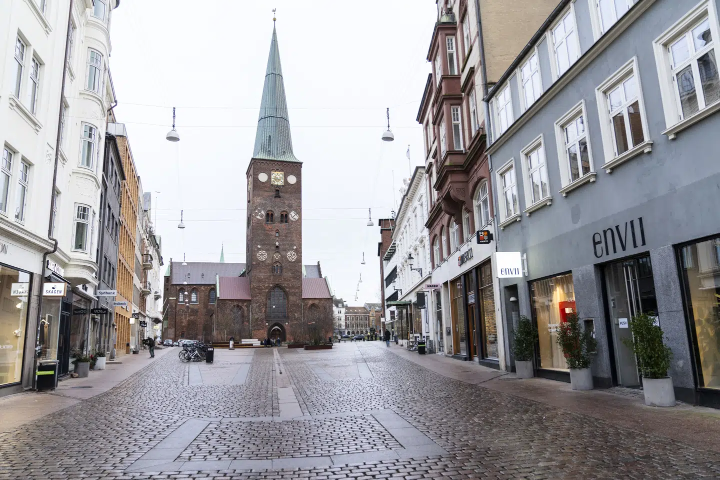 Aarhus Stift skal finde en ny biskop, da den nuværende stopper ved udgangen af april. To kandidater er med i anden valgrunde. (Arkivfoto).
