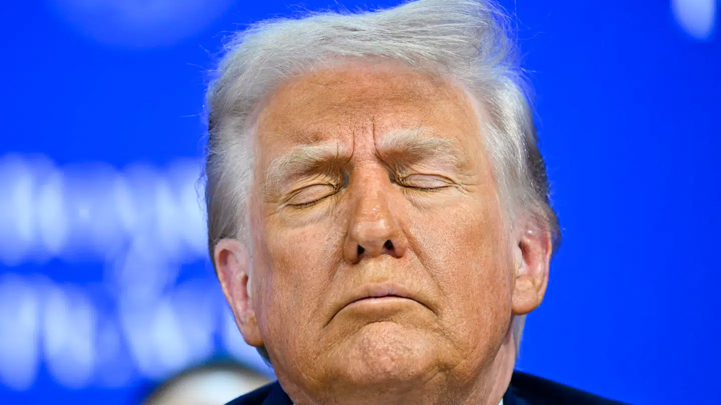 Donald Trump har en drøm om at få genåbnet det vigtige Hormuzstræde. Men det bliver mere end svært, mener dansk ekspert.